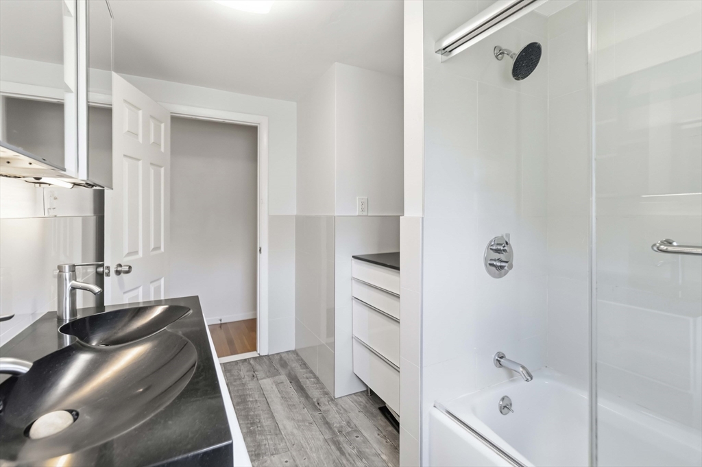 41-43 Brandley Road, Unit 2 Watertown, MA 02472 - Photo 19 of 31 Gallery Image 19