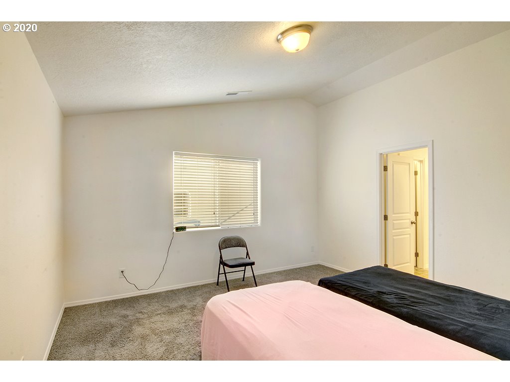 535 South 48th Street Springfield, OR 97478 - Photo 14 of 22