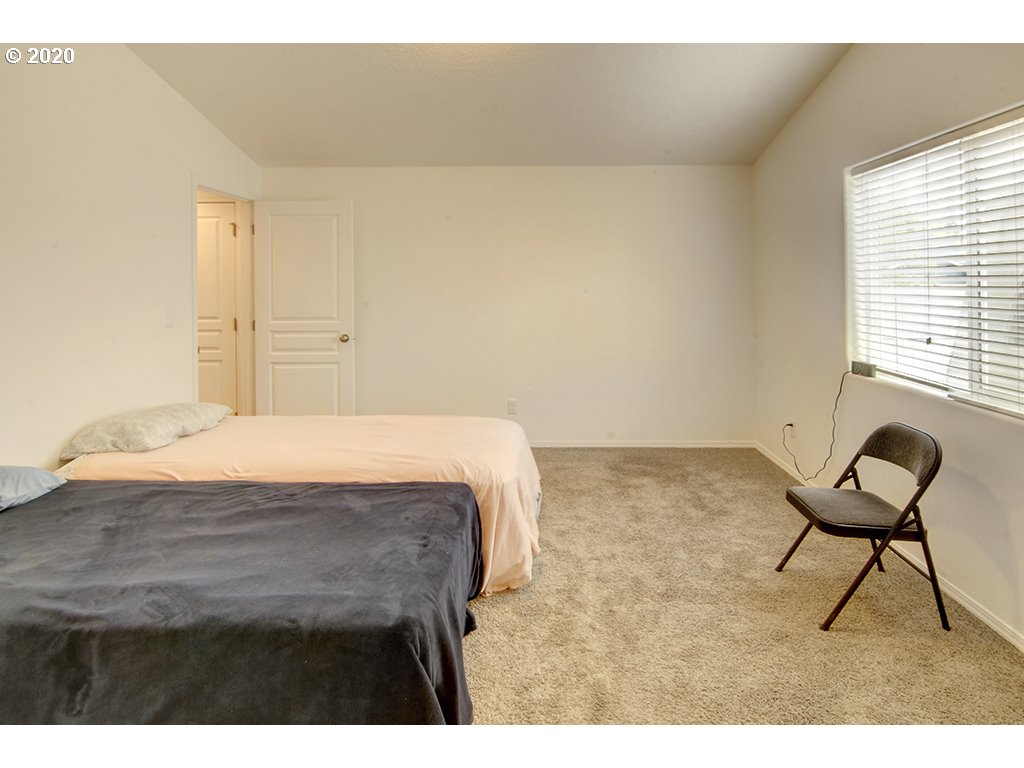 535 South 48th Street Springfield, OR 97478 - Photo 15 of 22