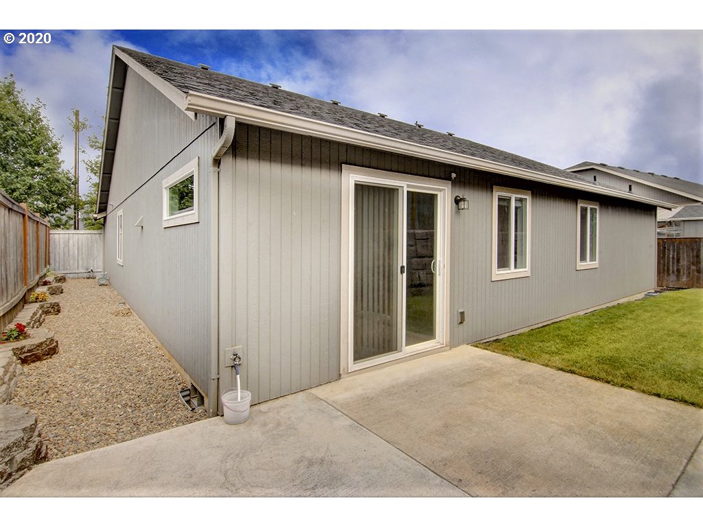 535 South 48th Street Springfield, OR 97478 - Photo 19 of 22