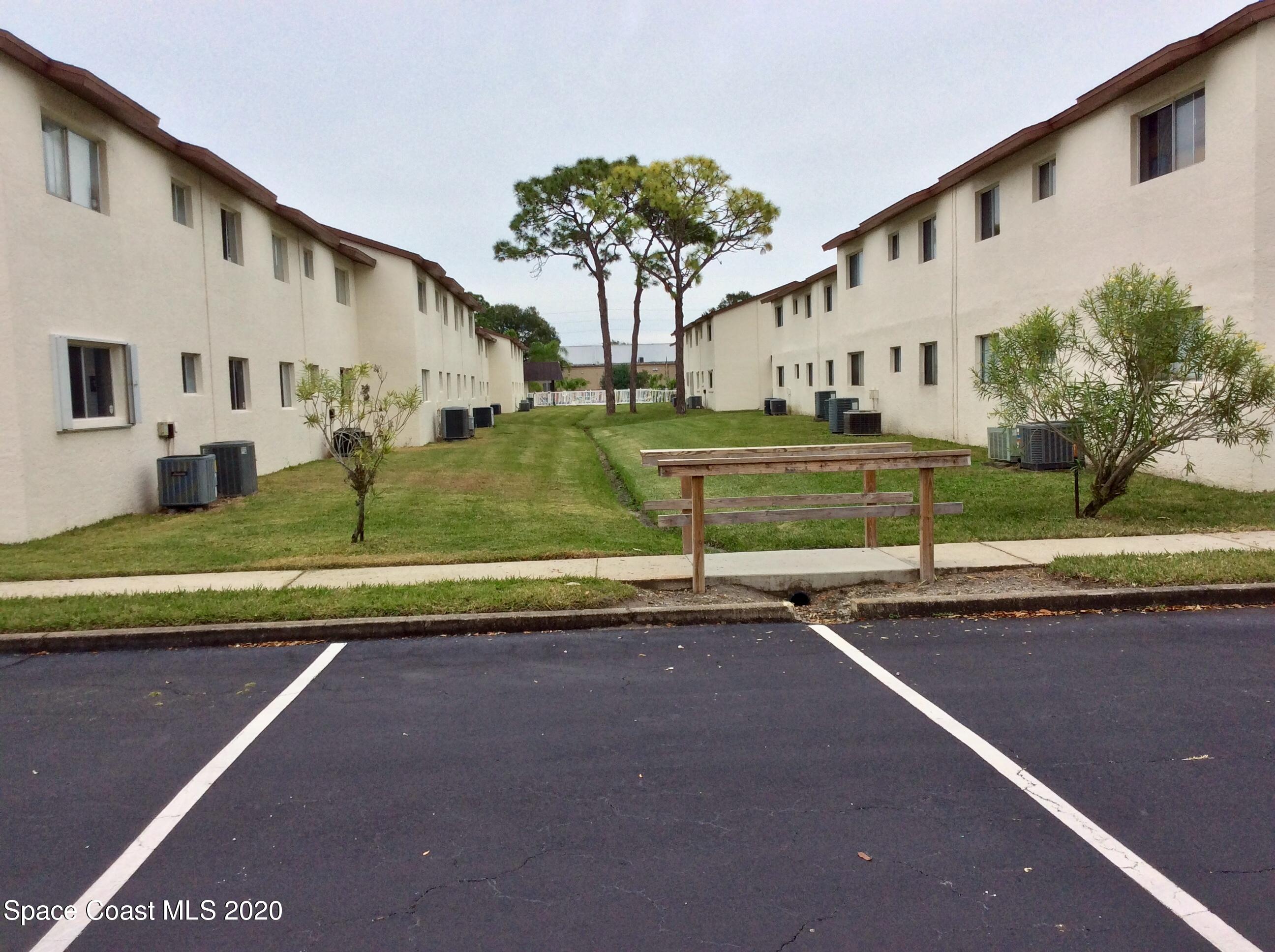 748 Ridge Club Drive Melbourne, FL 32934 - Photo 20 of 22 22