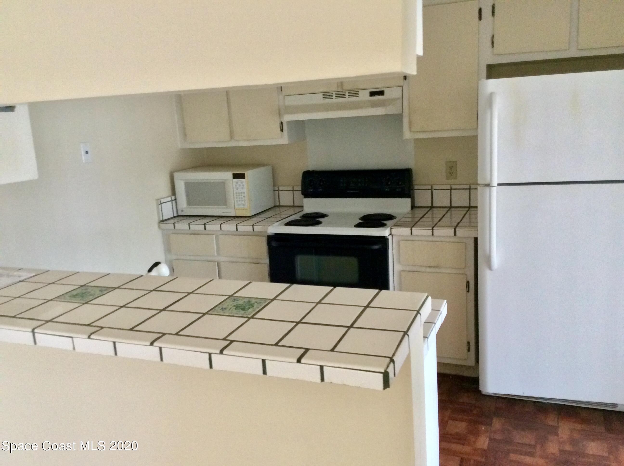 748 Ridge Club Drive Melbourne, FL 32934 - Photo 7 of 22 5