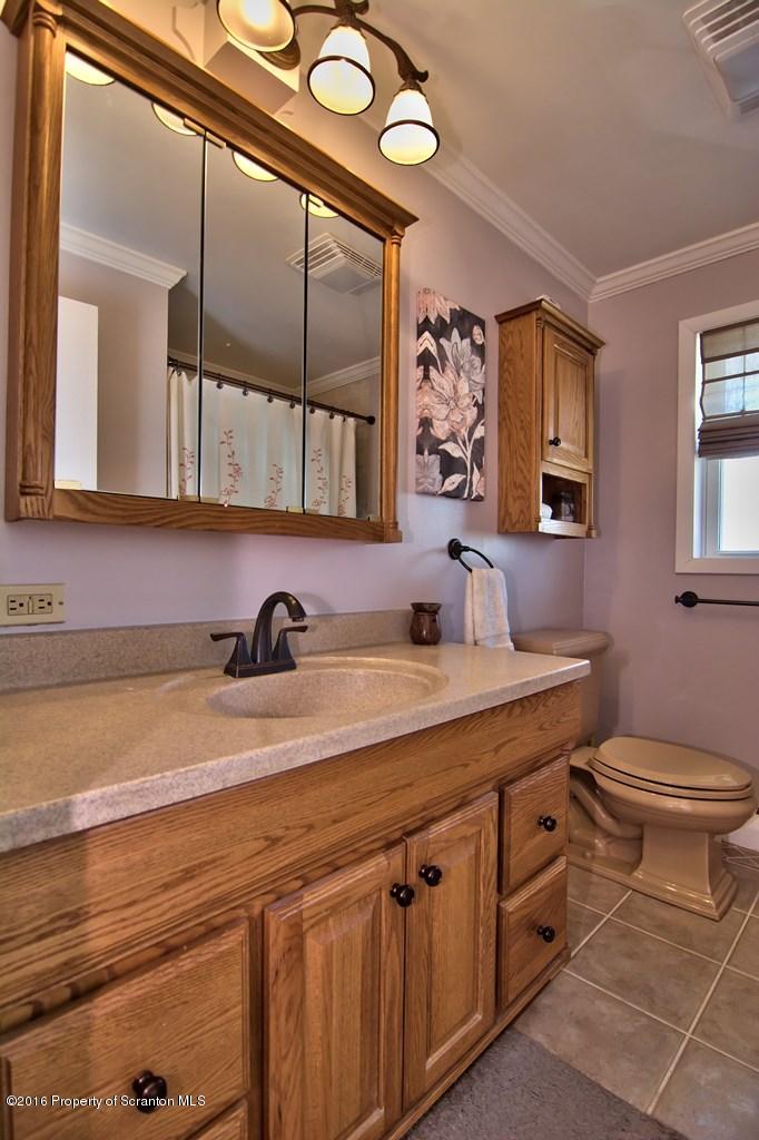202 Wilcrest Road Moscow, PA 18444 - Photo 43 of 47 Gallery Image 43
