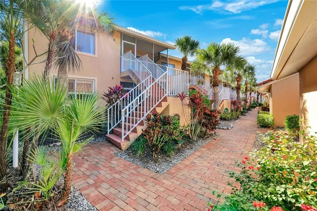 $325,000 | 1650 Windy Pines Drive, Unit 2702, Naples, FL 34112