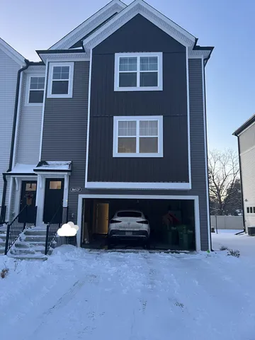 $425,000 | 8652 Kenyon Court Northeast, Unit F, Blaine, MN 55449