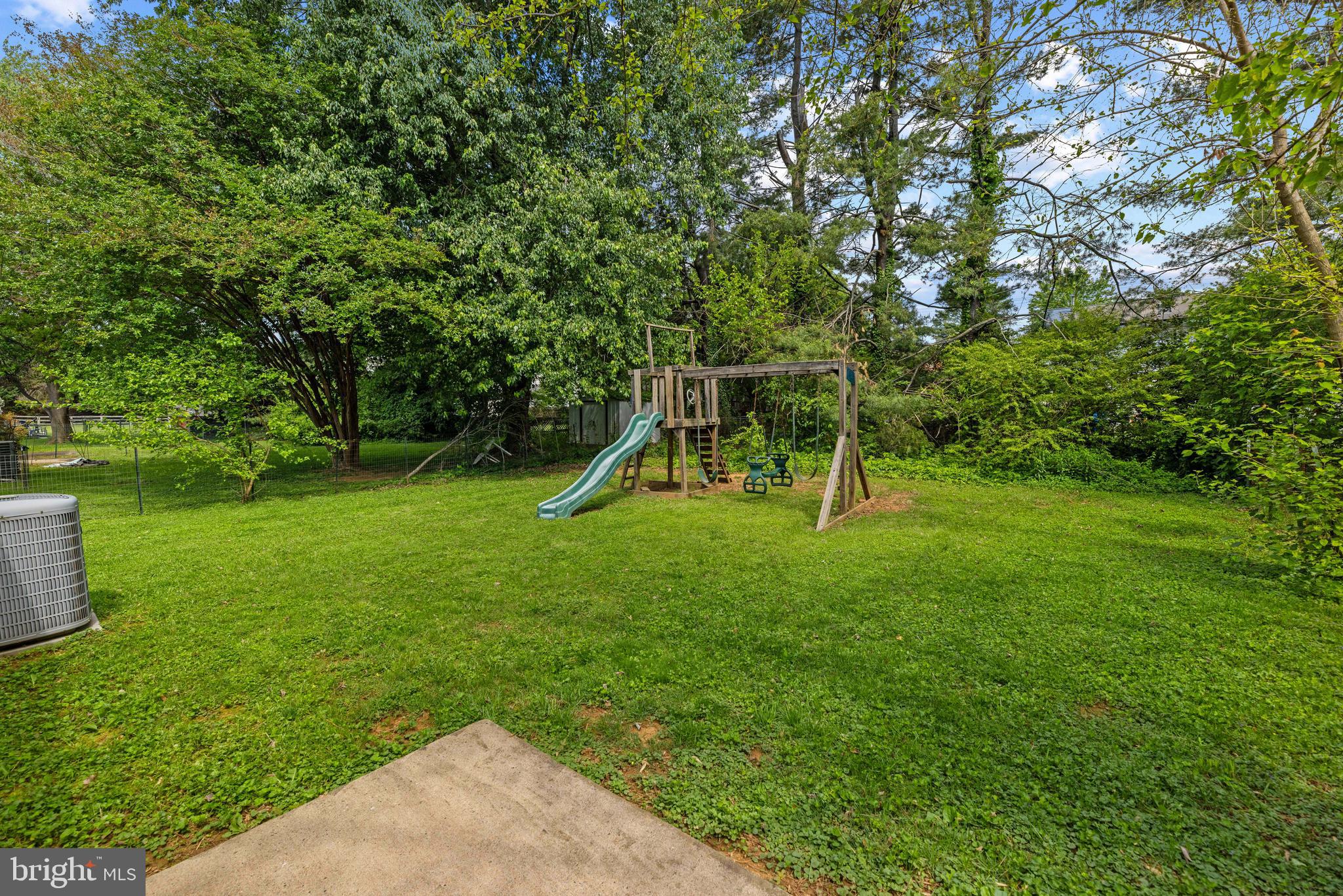 593 Plain Road Warrenton, VA 20186 - Photo 31 of 37 Gallery Image 31