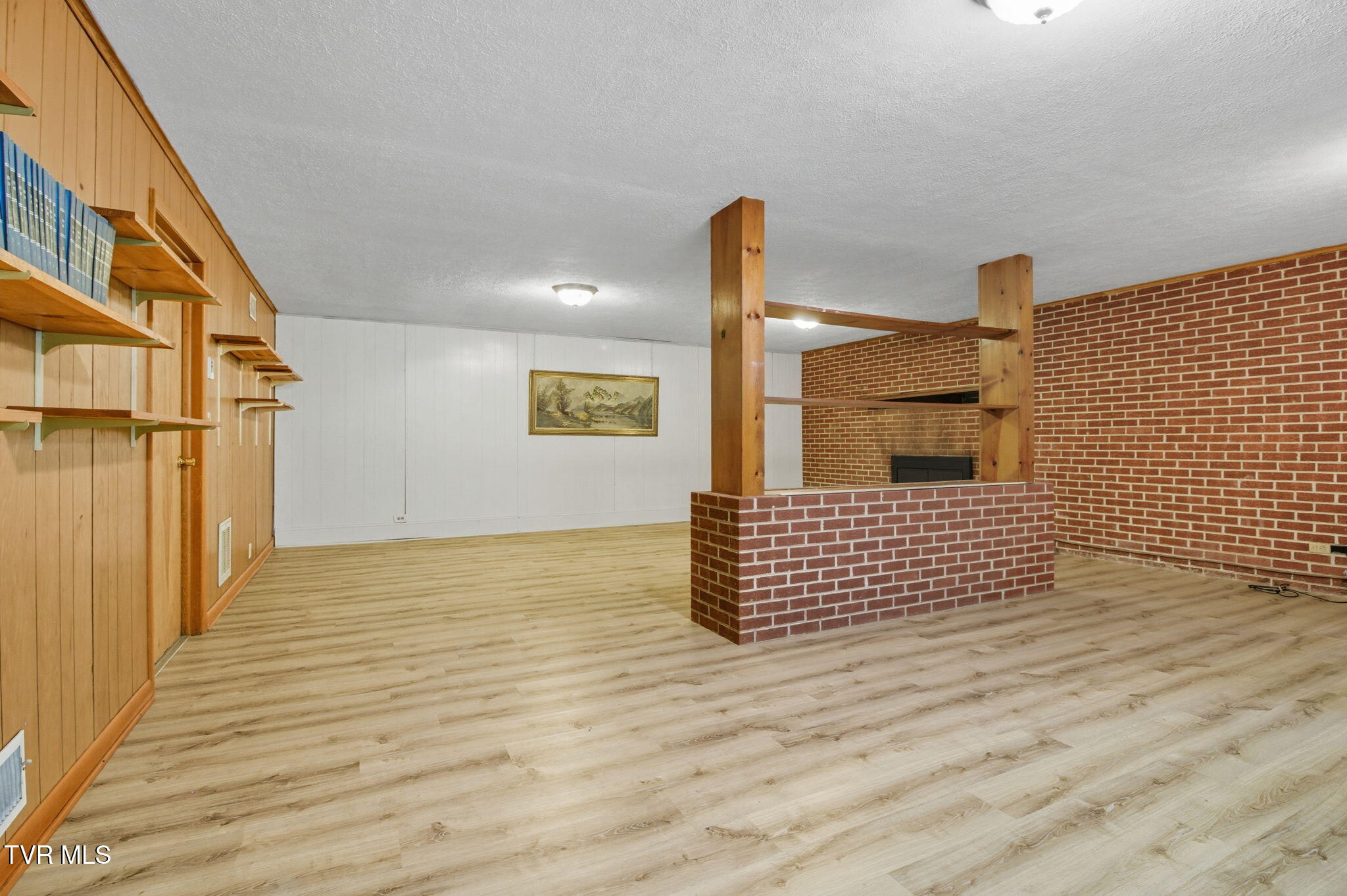4001 Leaning Pine Road Kingsport, TN 37660 - Photo 25 of 45 24-web-or-mls-DZ3A5273