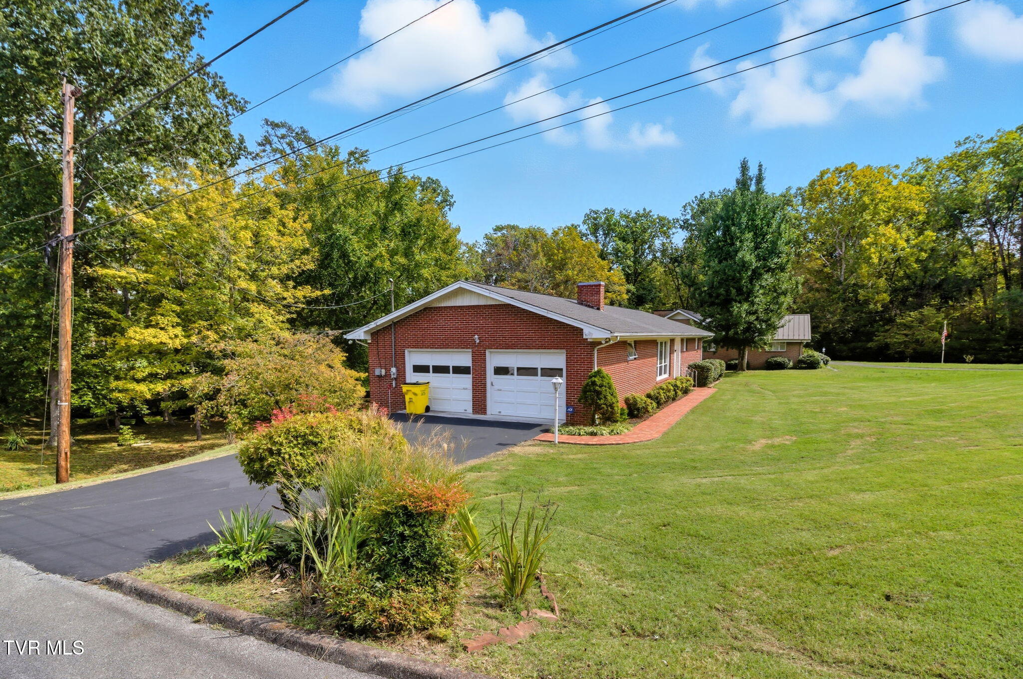 4001 Leaning Pine Road Kingsport, TN 37660 - Photo 40 of 45 37-web-or-mls-DZ3A5329