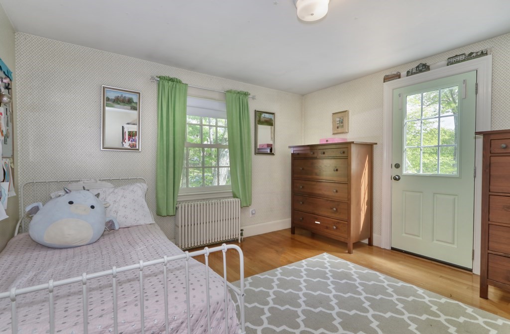 26 Standish Road Melrose, MA 02176 - Photo 22 of 36