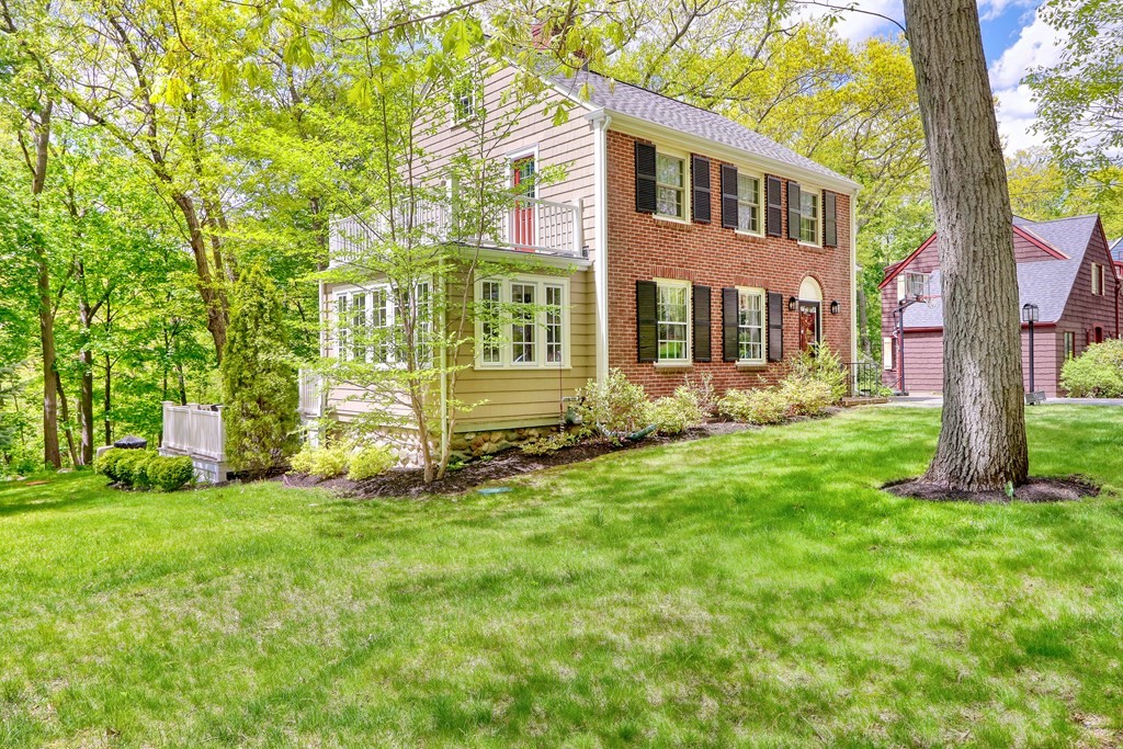 26 Standish Road Melrose, MA 02176 - Photo 35 of 36