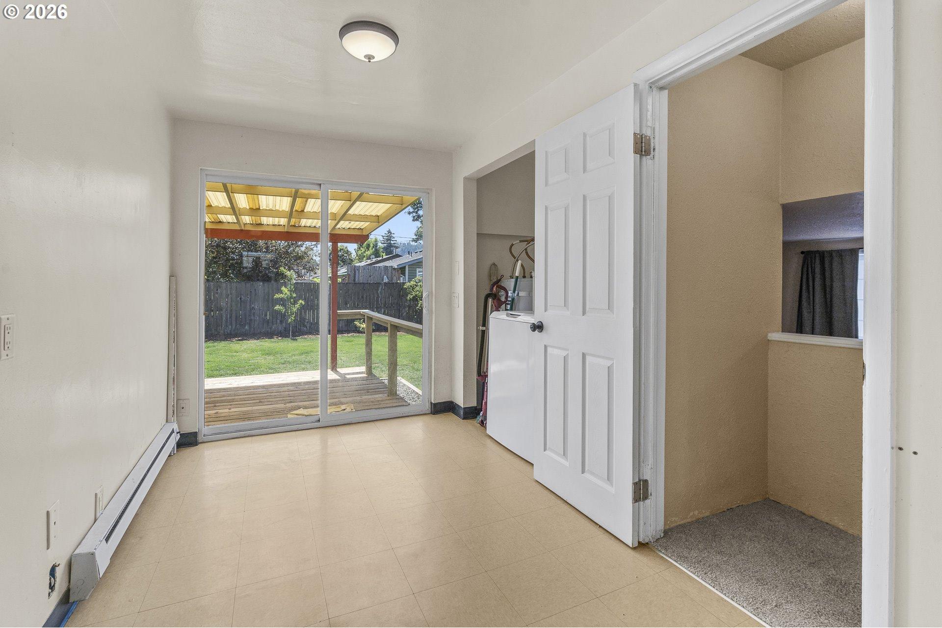 2019 E Street Springfield, OR 97477 - Photo 15 of 33 Gallery Image 15