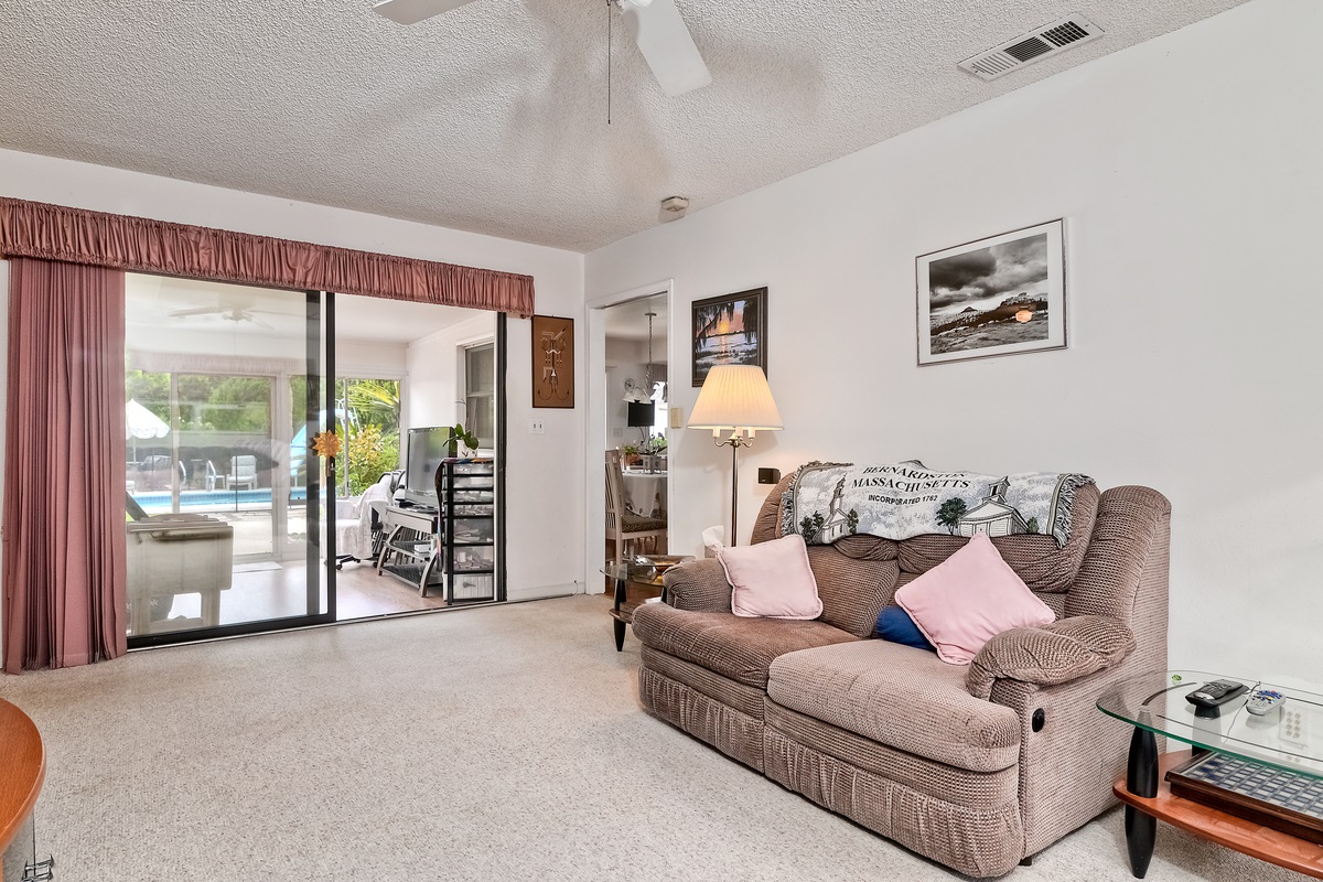 1164 Rising Hill Way Escondido, CA 92029 - Photo 15 of 25