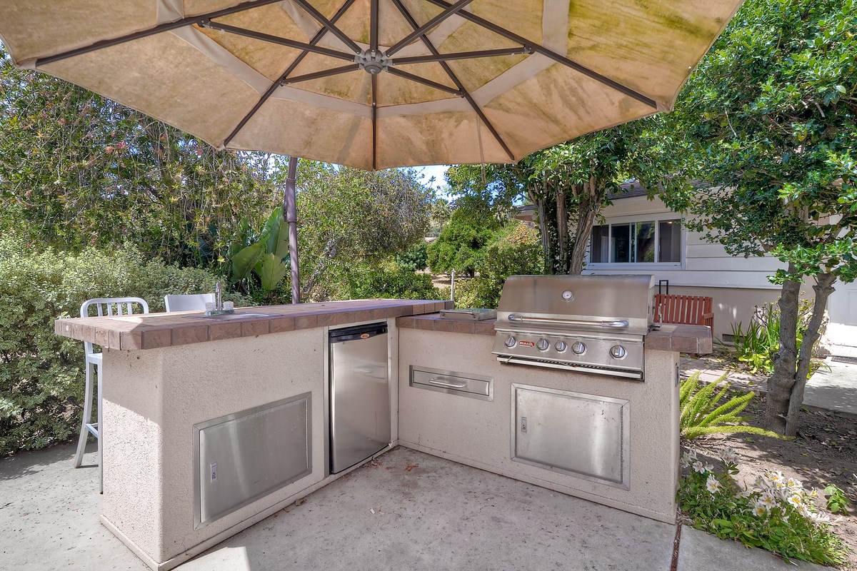 1164 Rising Hill Way Escondido, CA 92029 - Photo 21 of 25