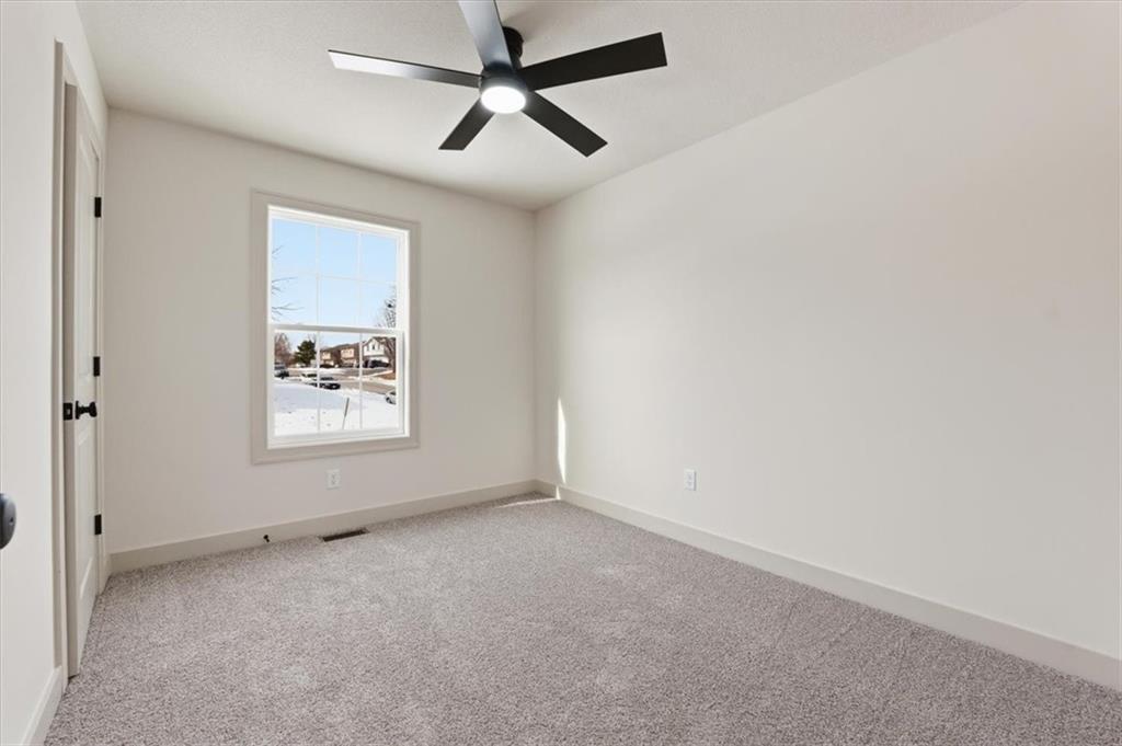 12709 Applewood Drive Grandview, MO 64030 - Photo 13 of 22