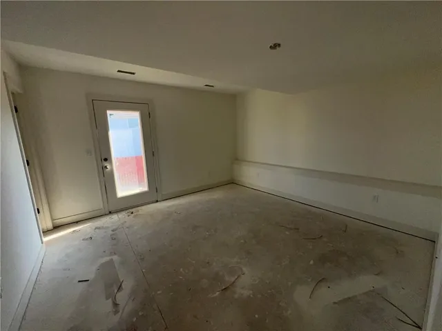 $354,900 | 12709 Applewood Drive, Grandview, MO 64030