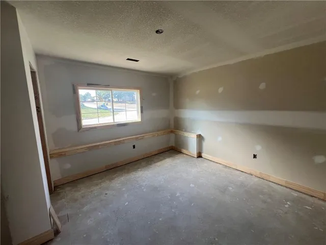 $354,900 | 12709 Applewood Drive, Grandview, MO 64030