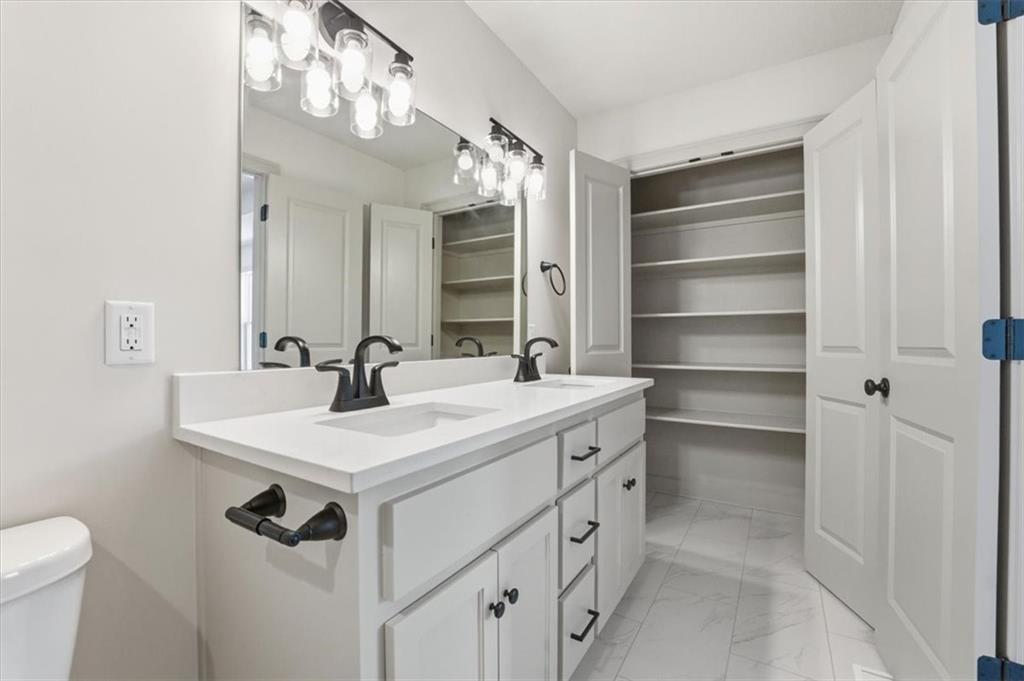 12709 Applewood Drive Grandview, MO 64030 - Photo 19 of 22