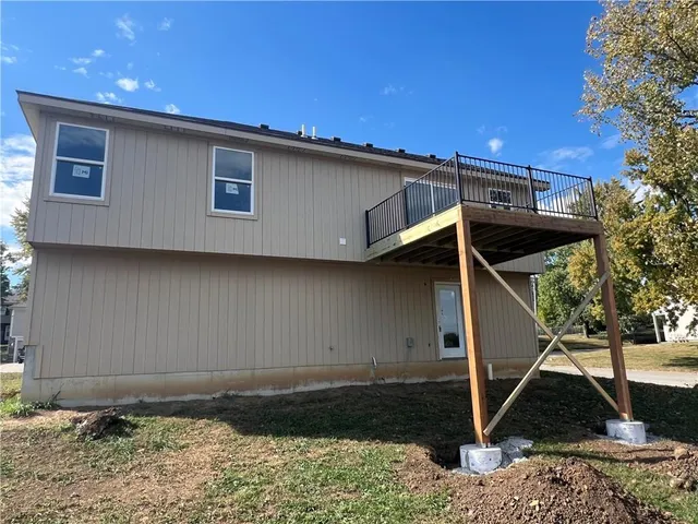 $354,900 | 12709 Applewood Drive, Grandview, MO 64030