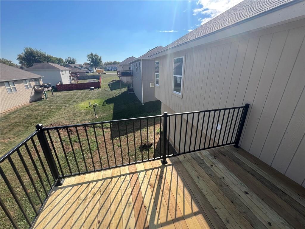 12709 Applewood Drive Grandview, MO 64030 - Photo 3 of 22