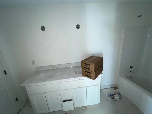 $354,900 | 12709 Applewood Drive, Grandview, MO 64030