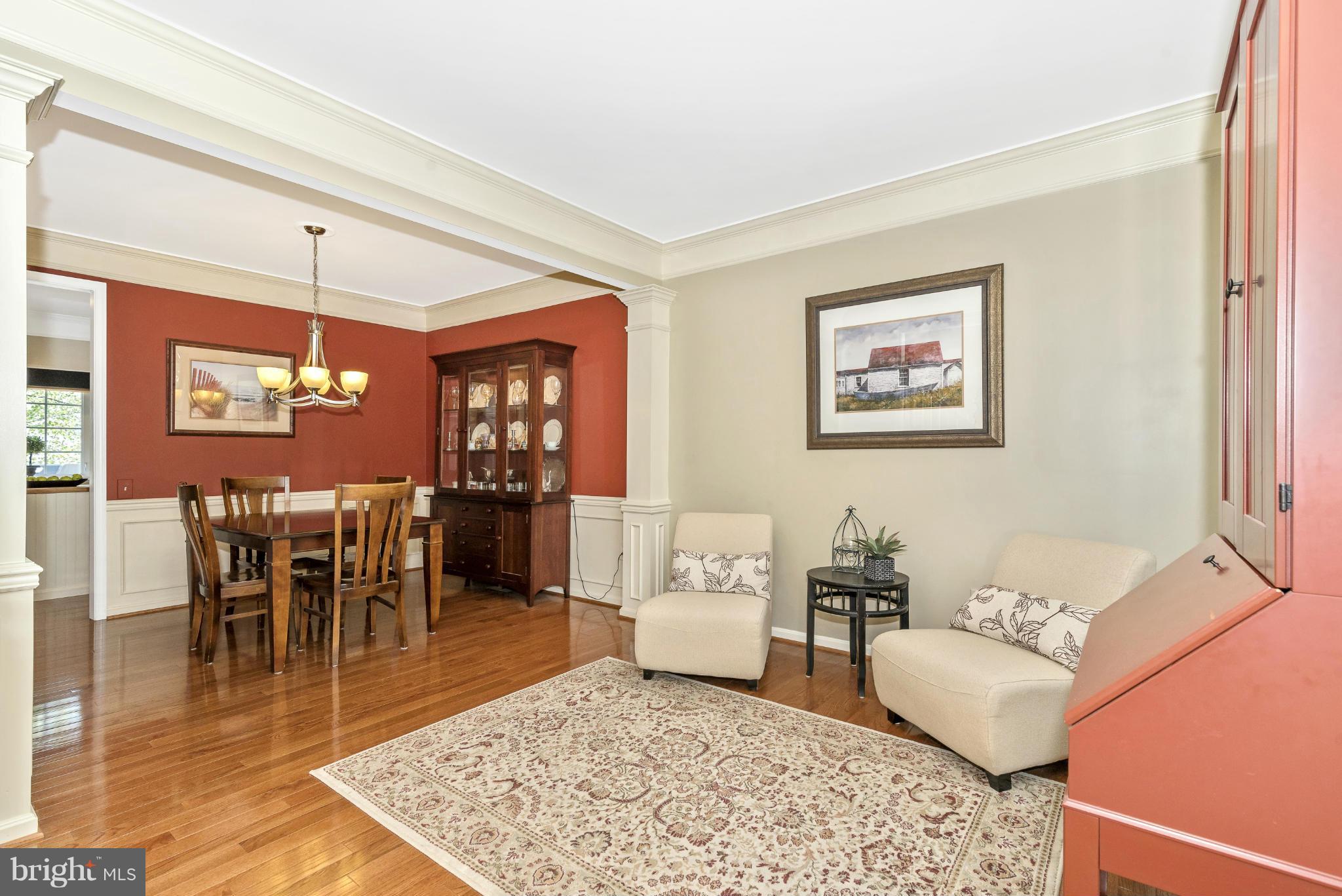 11248 Country Club Road New Market, MD 21774 - Photo 5 of 30 Living Room