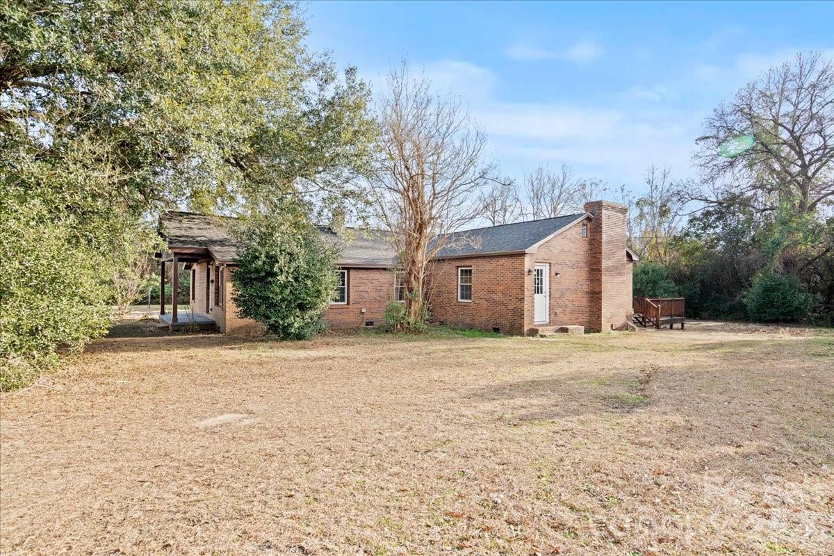 32 Roddy Street Cheraw, SC 29520 - Photo 3 of 36
