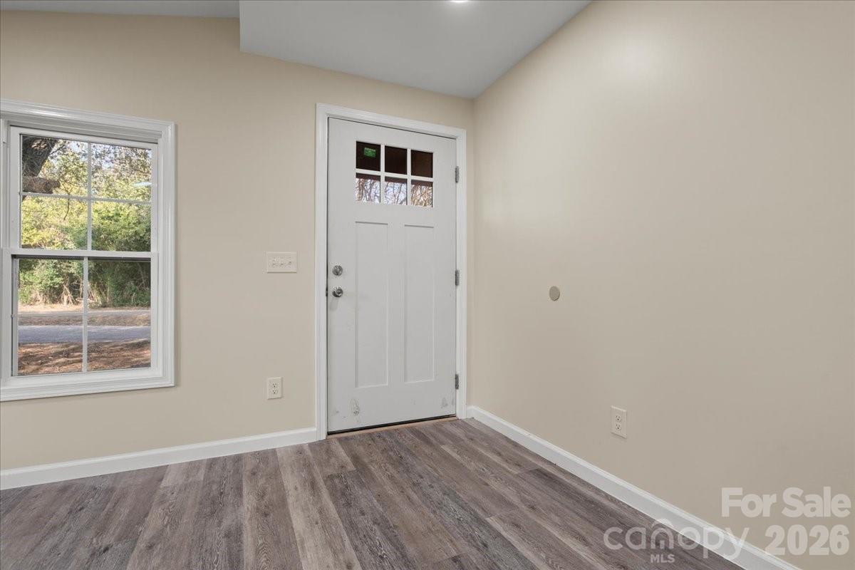 32 Roddy Street Cheraw, SC 29520 - Photo 5 of 36