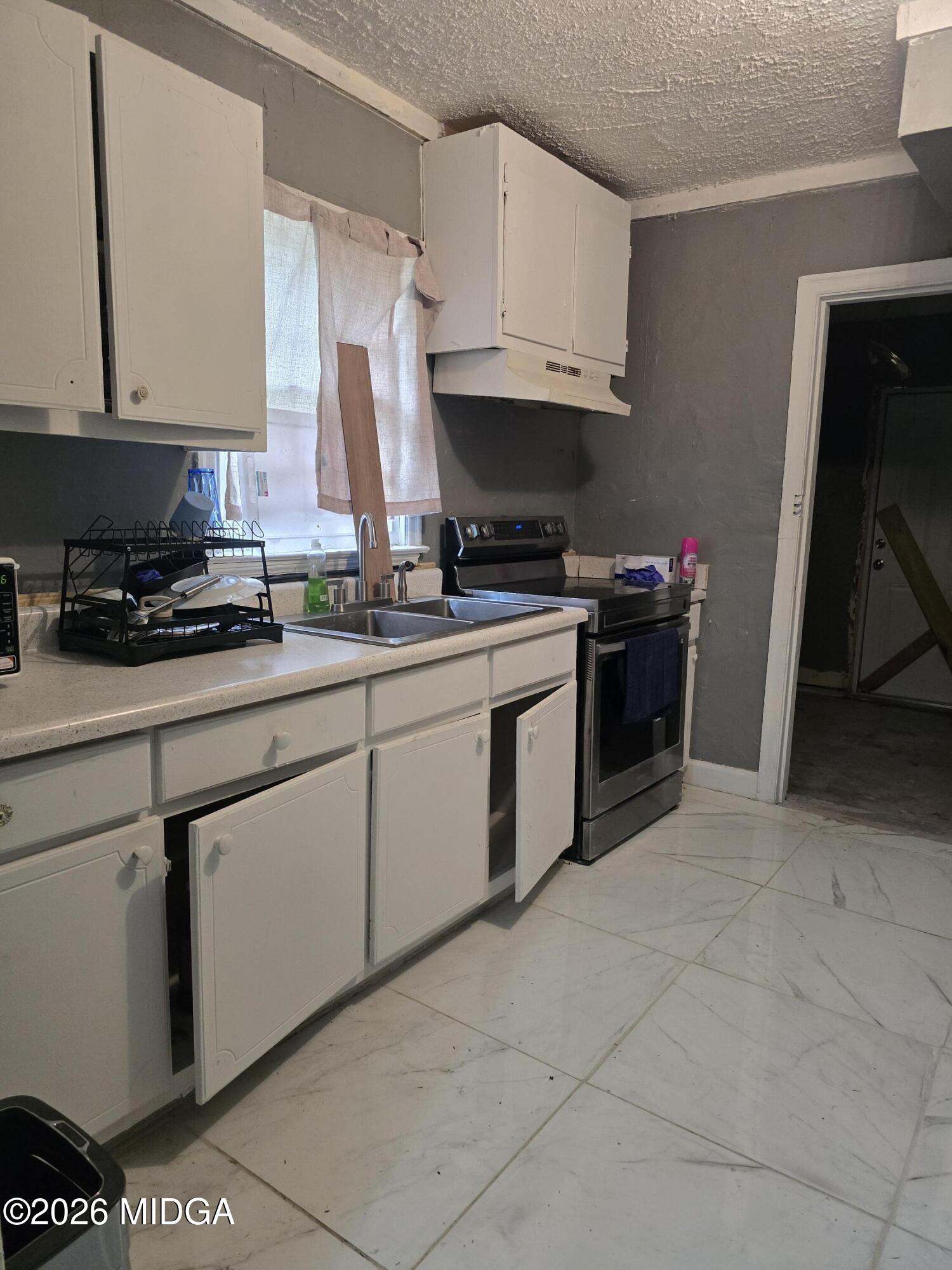 3866 Myrtle Court Macon, GA 31206 - Photo 3 of 15 20260510_093016