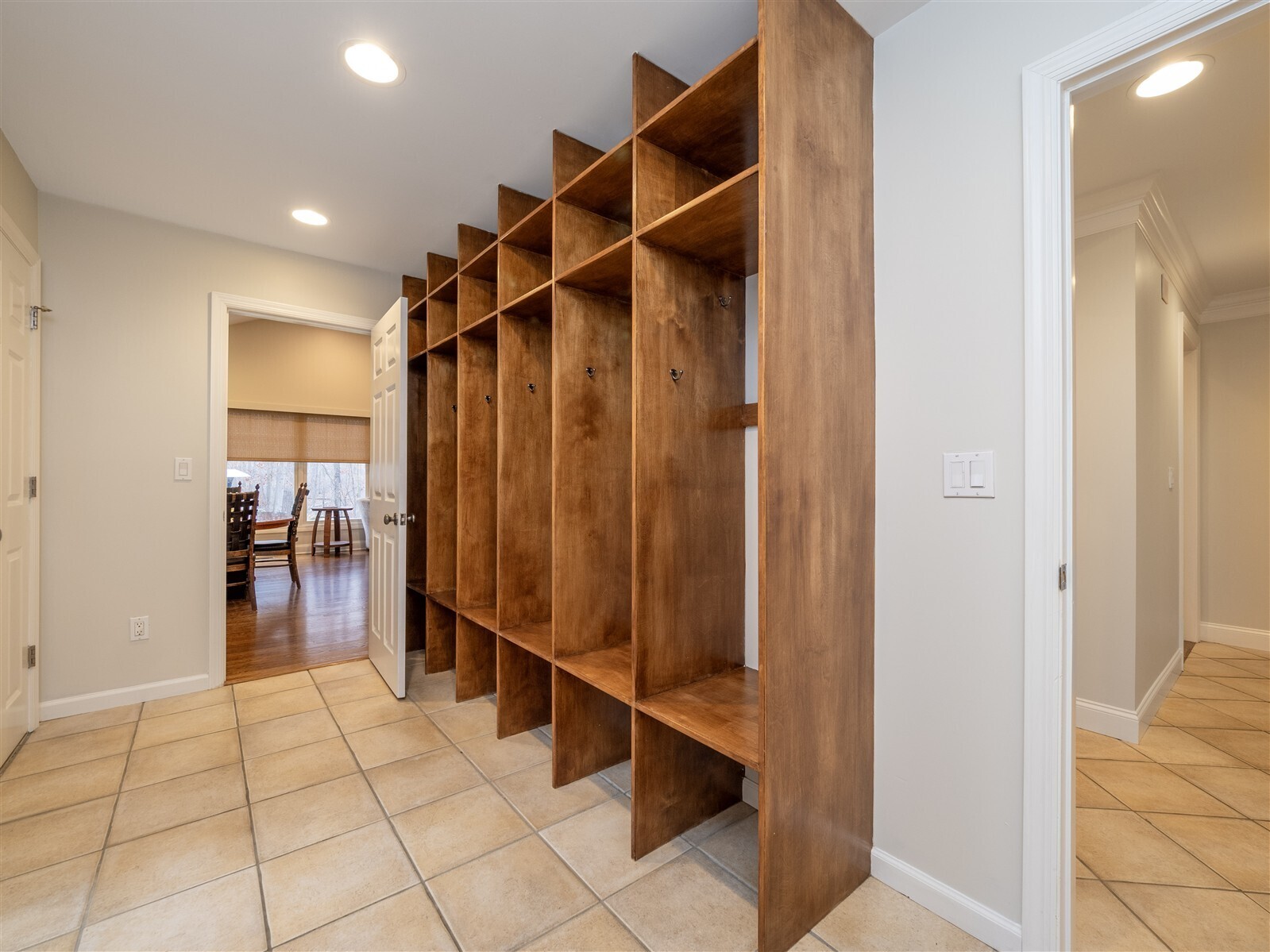 30 Wild Duck Road Wilton, CT 06897 - Photo 15 of 40 a view of entryway