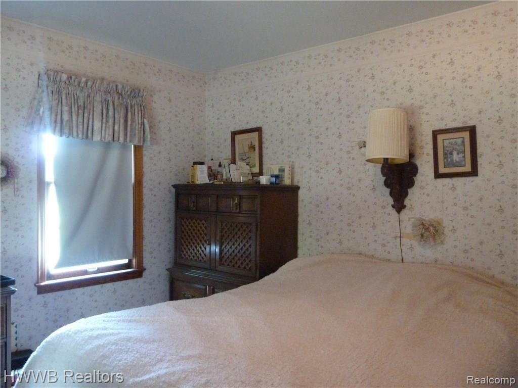 9545 Napier Road Northville, MI 48167 - Photo 14 of 22 Master Bedroom