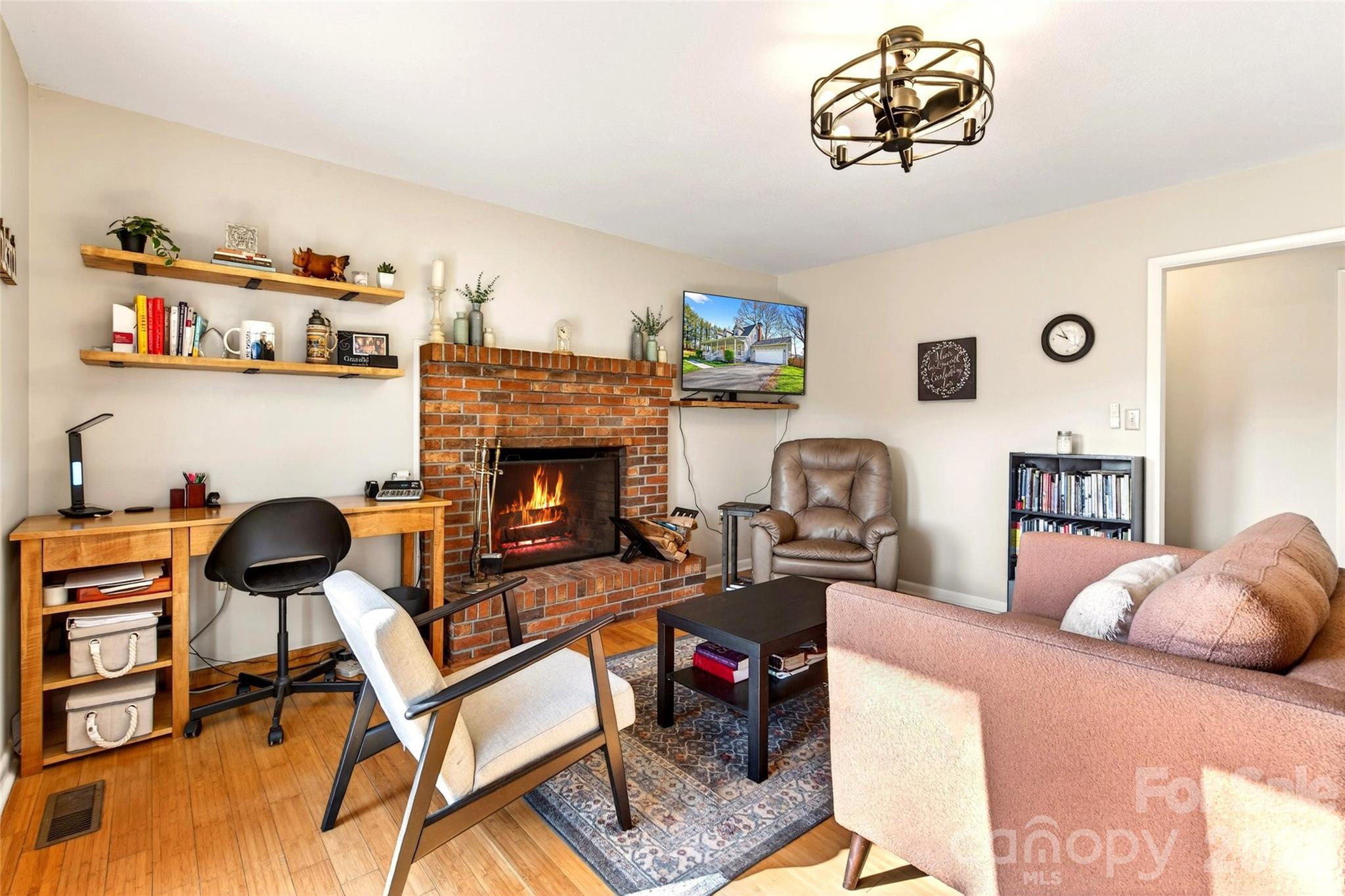 102 Charles Ridge Road Asheville, NC 28805 - Photo 15 of 37 Gallery Image 15