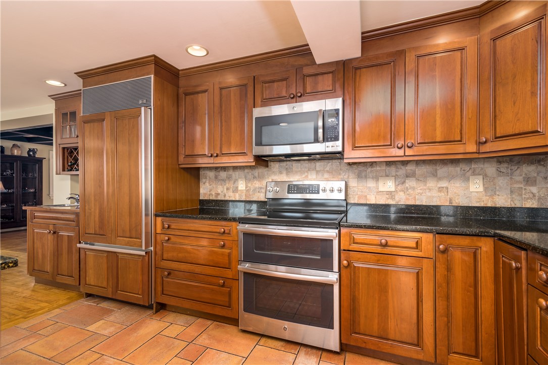 78 Hunters Harbor Road Charlestown, RI 02813 - Photo 15 of 47