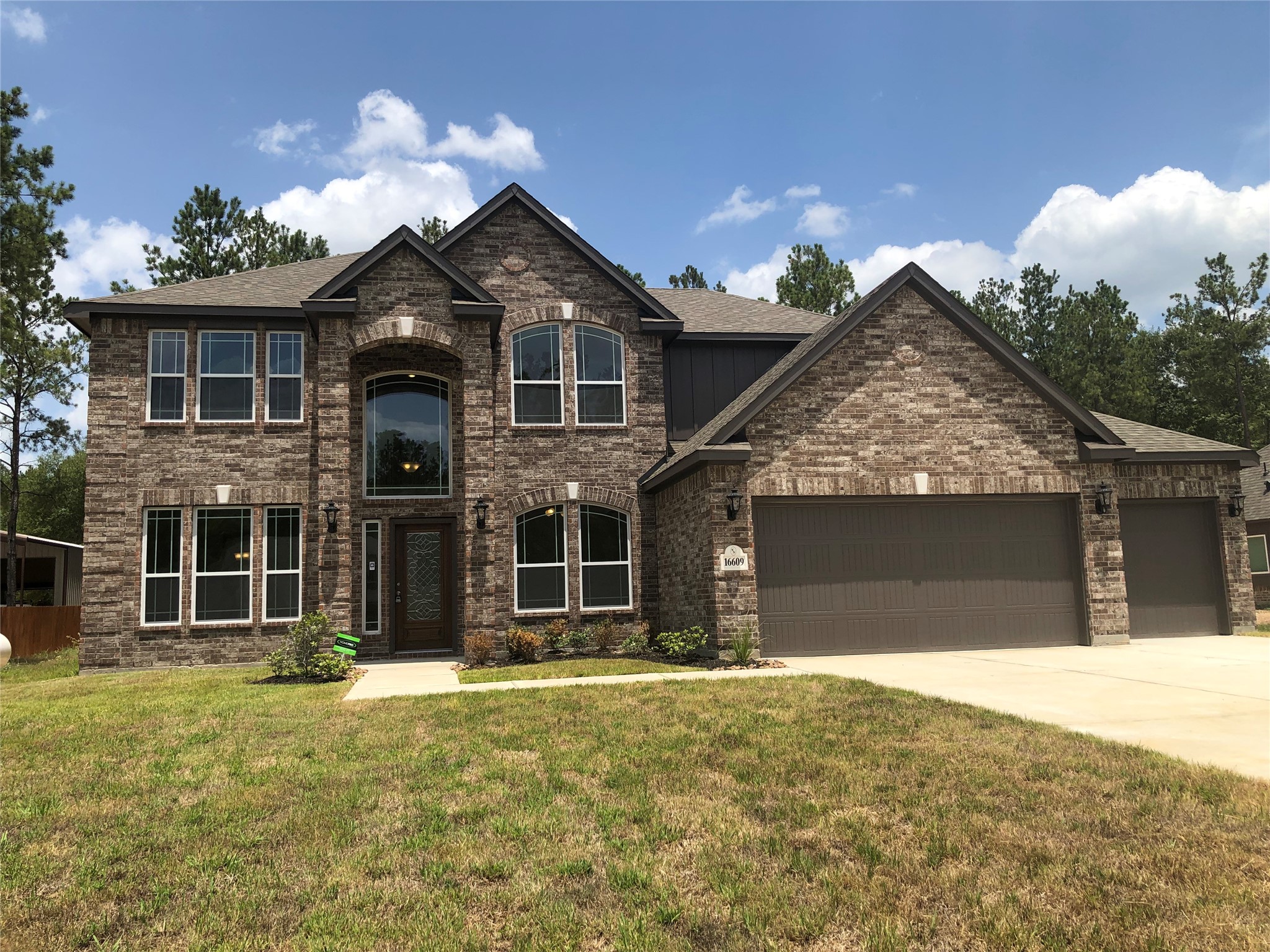 16609 Crosby Street Conroe, TX 77303 - Photo 2 of 30