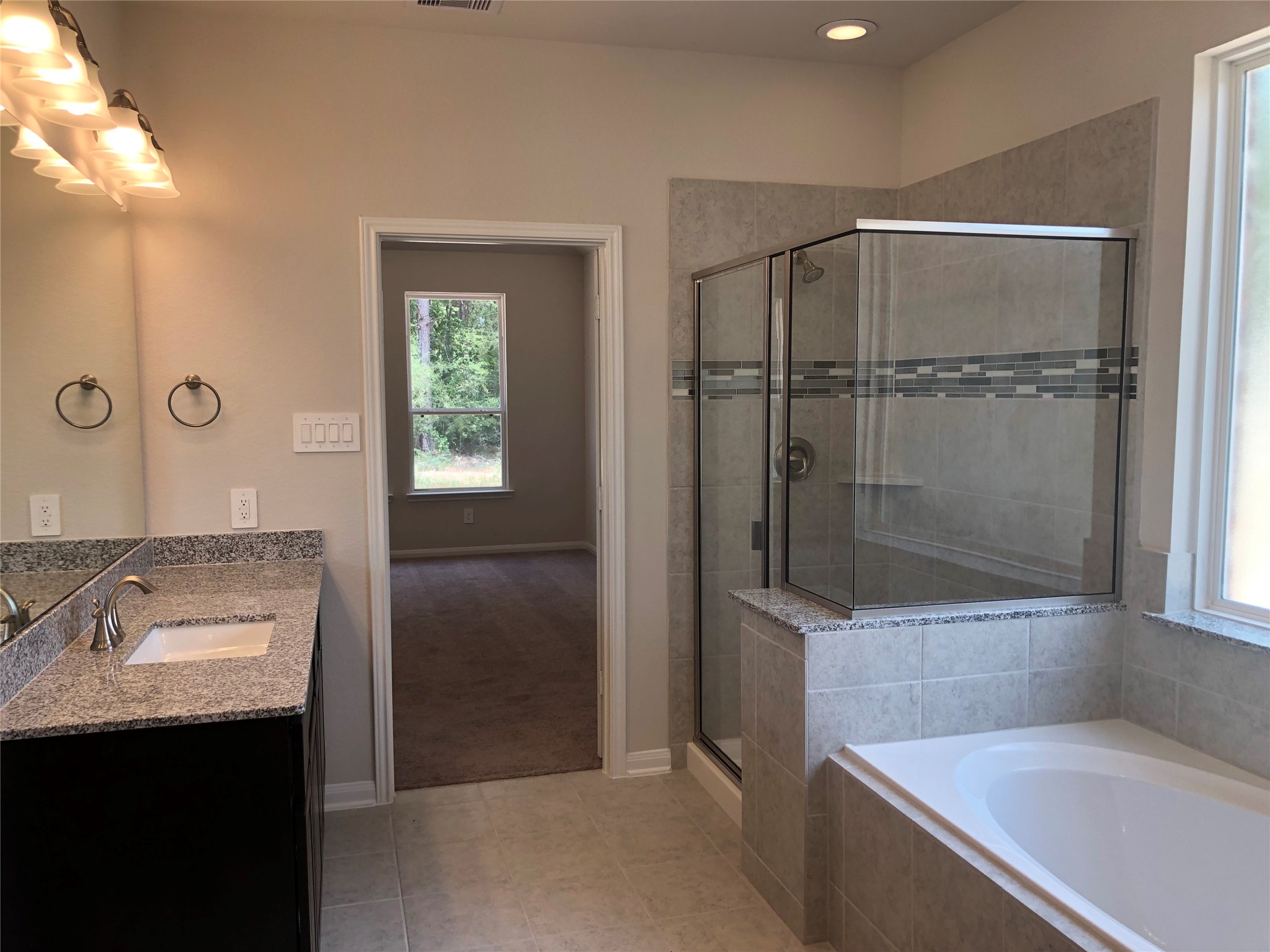 16609 Crosby Street Conroe, TX 77303 - Photo 23 of 30 PRIMARY BATH