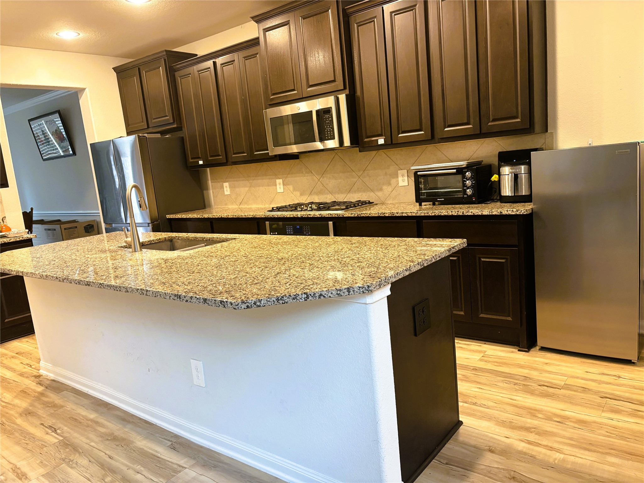 16609 Crosby Street Conroe, TX 77303 - Photo 9 of 30 KITCHEN