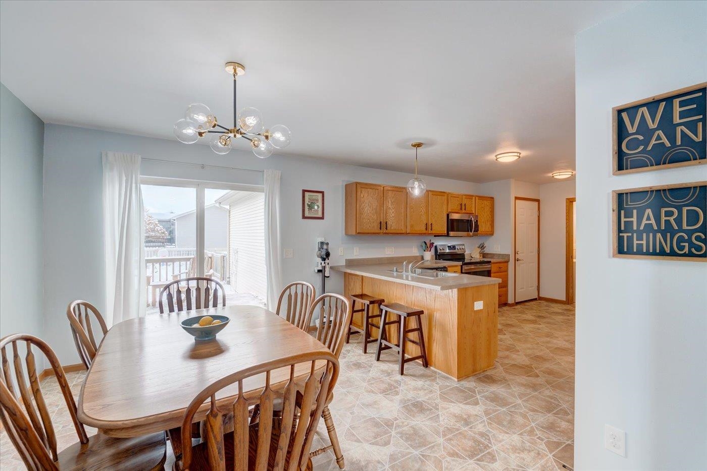 3714 Stonebridge Drive Madison, WI 53719 - Photo 11 of 51