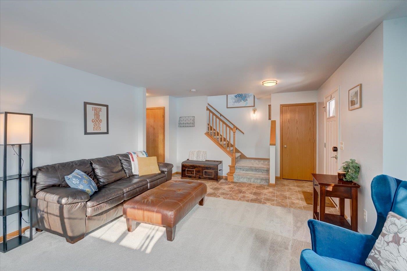 3714 Stonebridge Drive Madison, WI 53719 - Photo 4 of 51