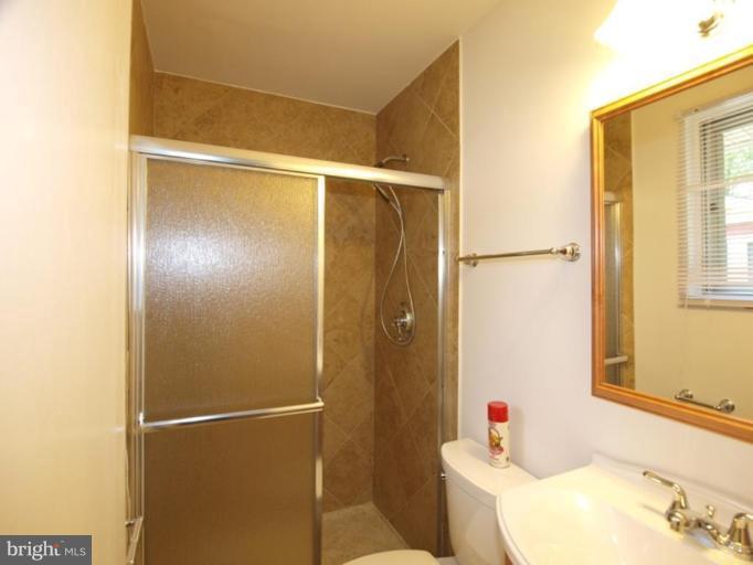 722 Whitaker Terrace Silver Spring, MD 20901 - Photo 12 of 25 Master Bath