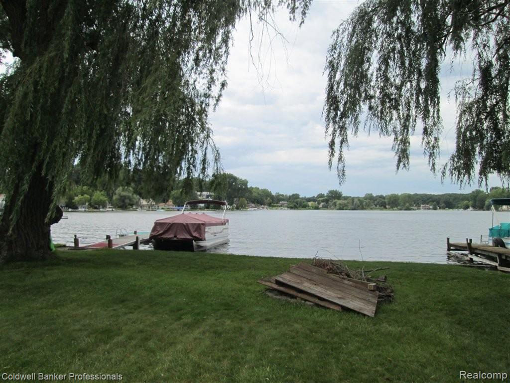 2500 Allen Road Ortonville, MI 48462 - Photo 19 of 21 VIEW OF LAKE
