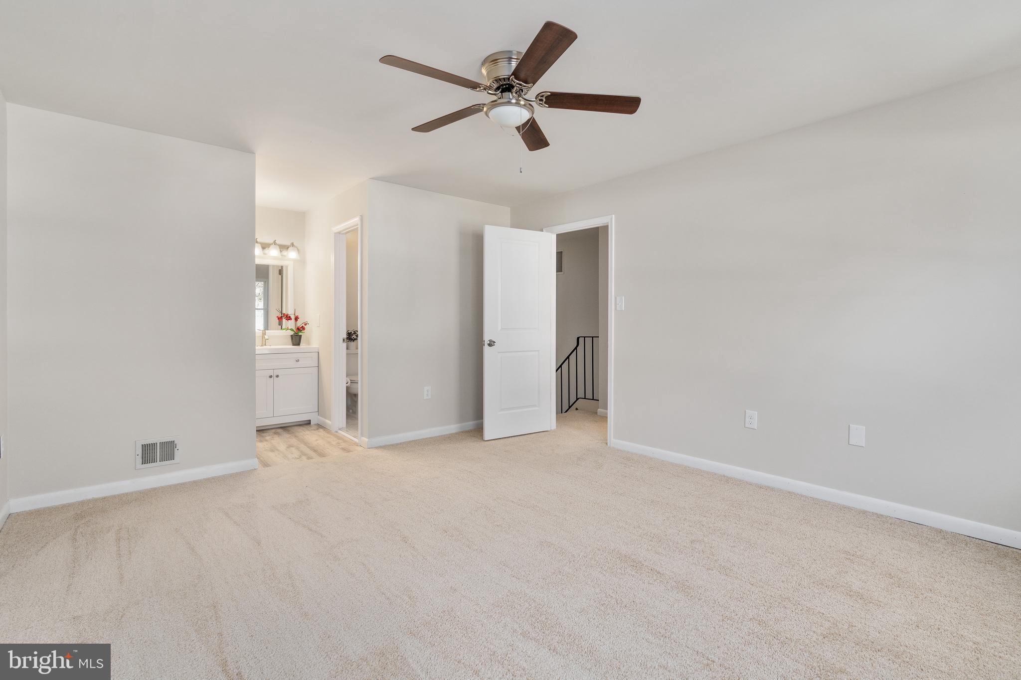 5491 Rector Drive Woodbridge, VA 22193 - Photo 5 of 22 Primary Bedroom