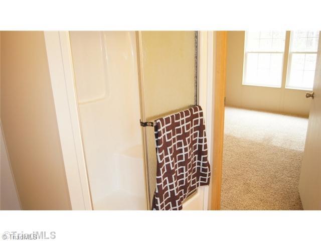 180 Mallard Road Madison, NC 27025 - Photo 15 of 16 Master Bath/Spa.