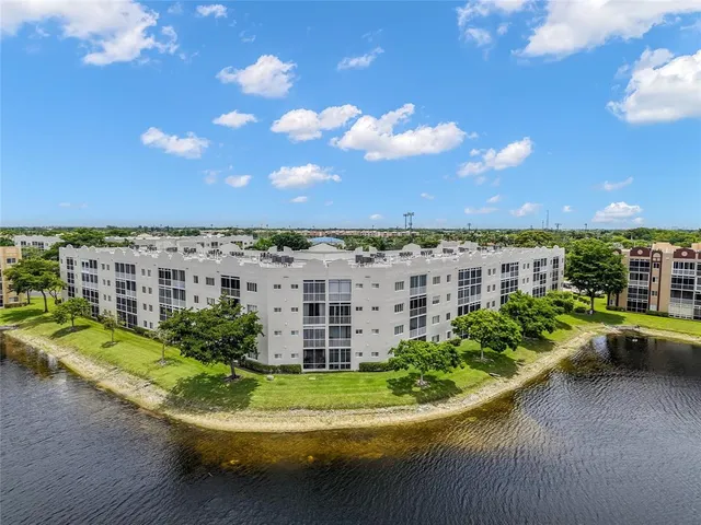$330,000 | 7727 Southampton Terrace, Unit 410, Tamarac, FL 33321