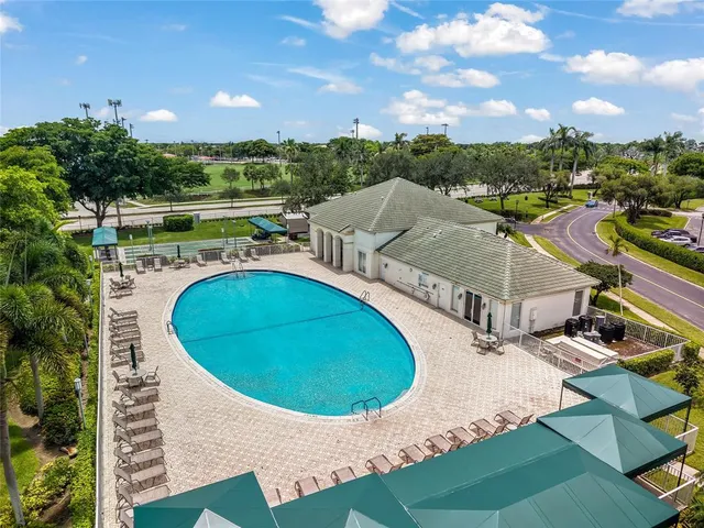 $330,000 | 7727 Southampton Terrace, Unit 410, Tamarac, FL 33321