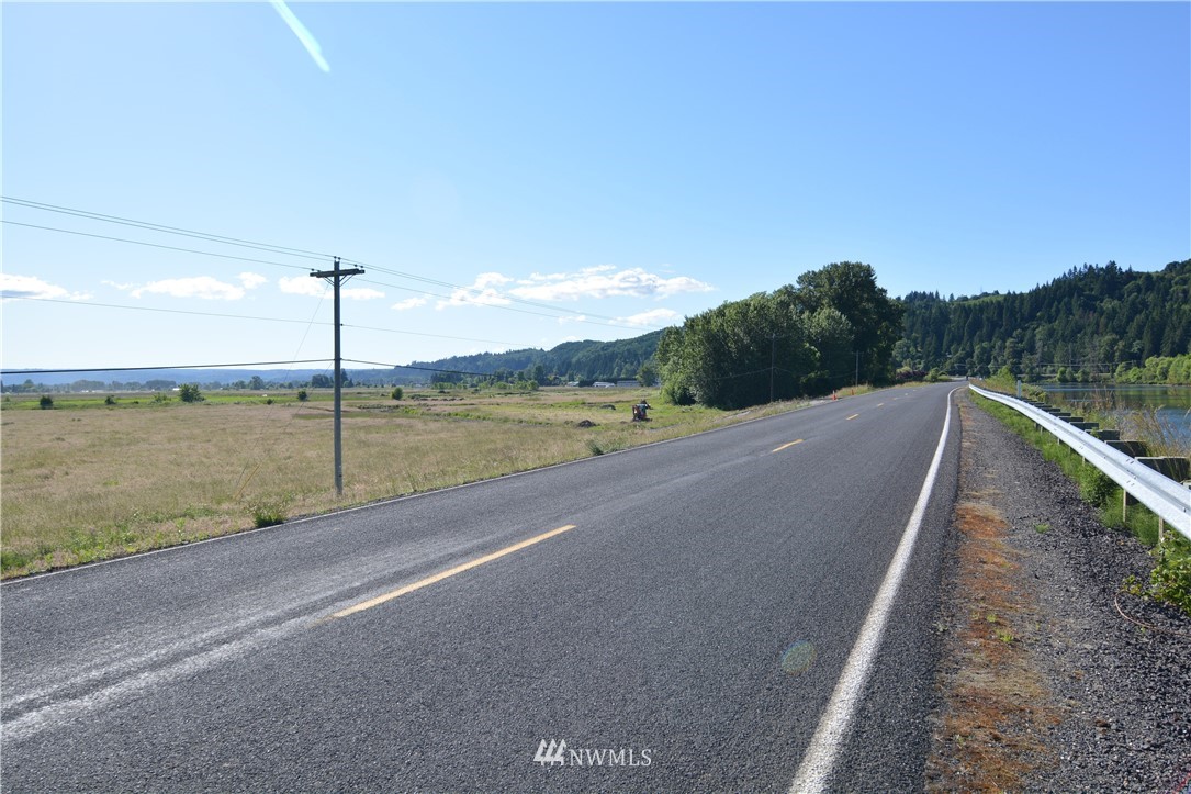 9305 Willow Grove Road Longview, WA 98632 - Photo 11 of 16