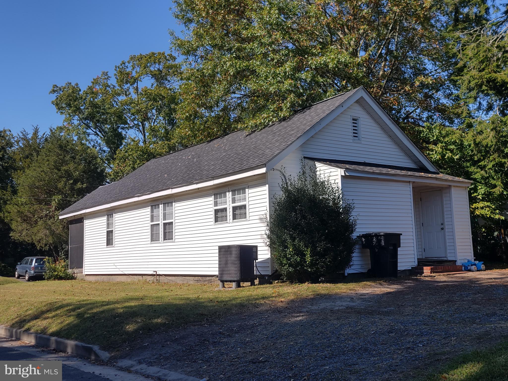 905 Hanover Street Salisbury, MD 21801 - Photo 2 of 3