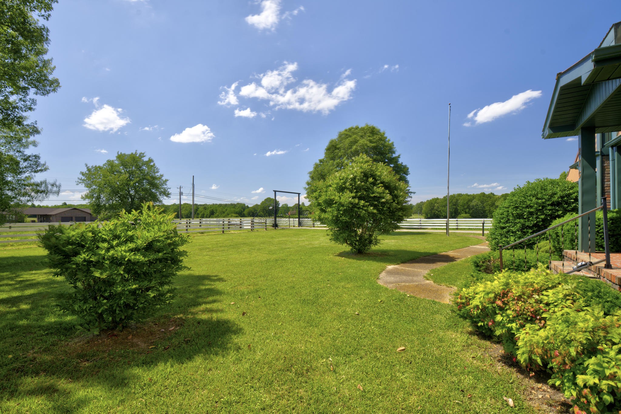 276 Sears Roebuck Road Tullahoma, TN 37388 - Photo 16 of 70 Gallery Image 16