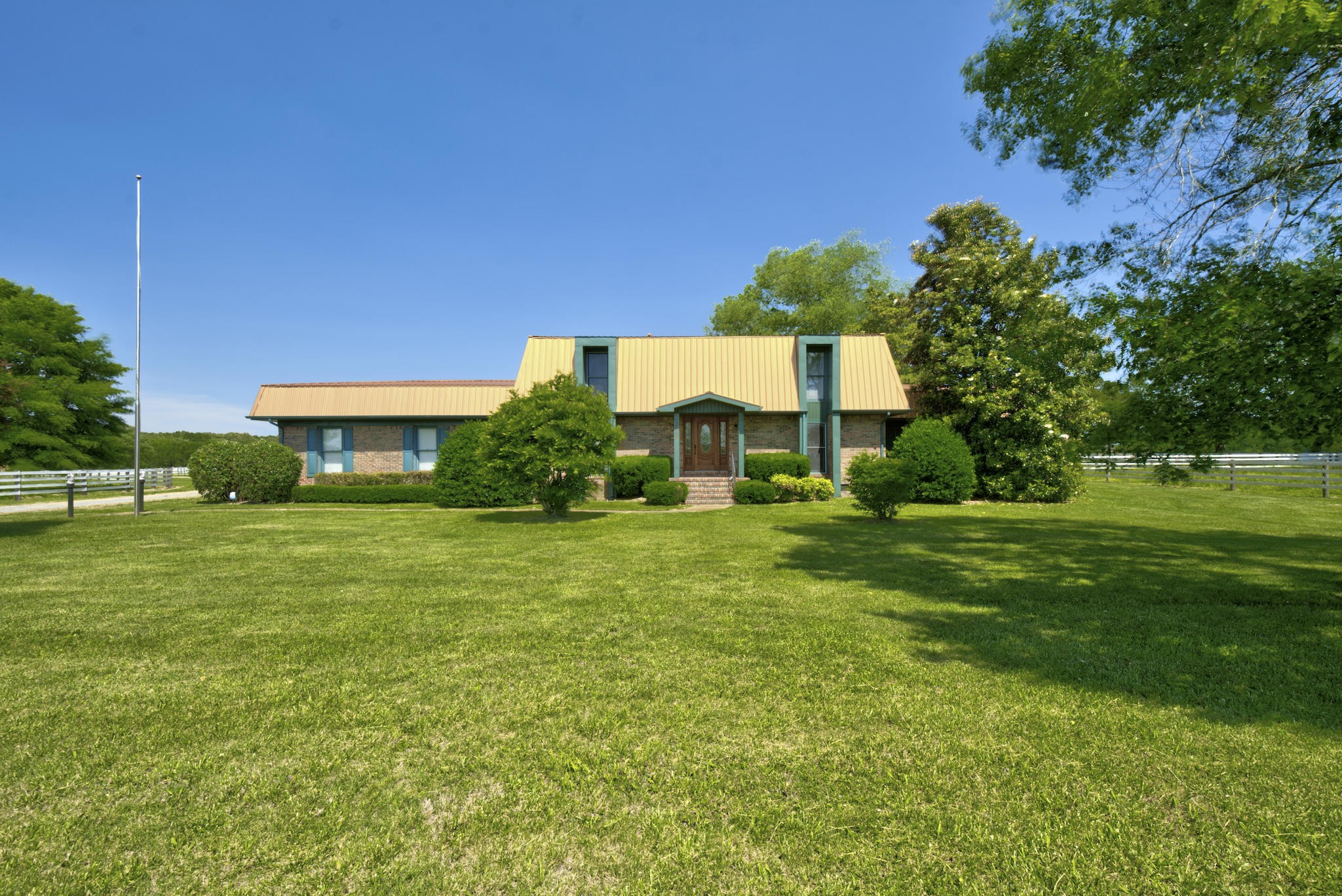 276 Sears Roebuck Road Tullahoma, TN 37388 - Photo 7 of 70 Gallery Image 7