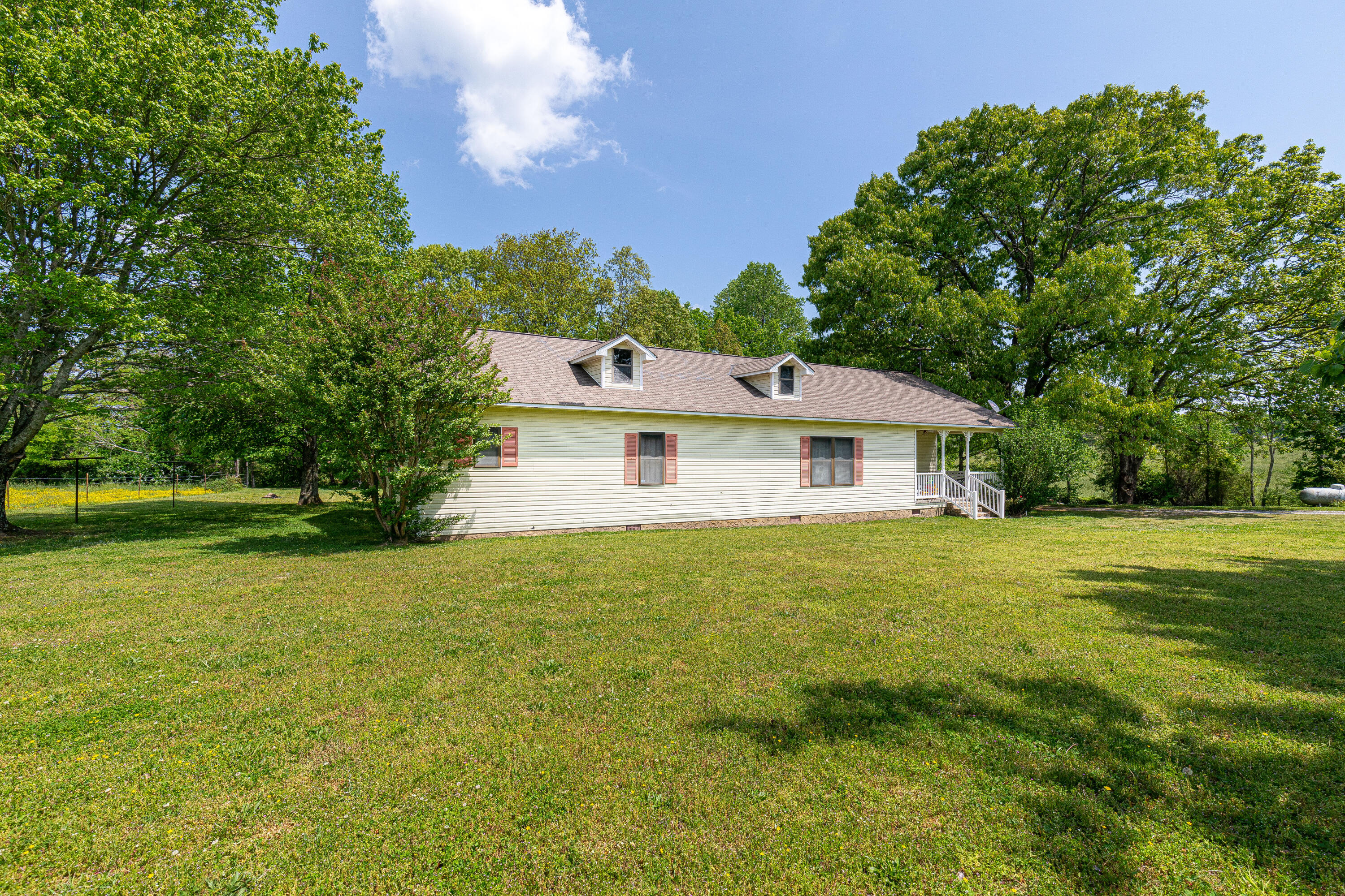 361 Frank Gass Road Trenton, GA 30752 - Photo 3 of 38 Frank Gas -4