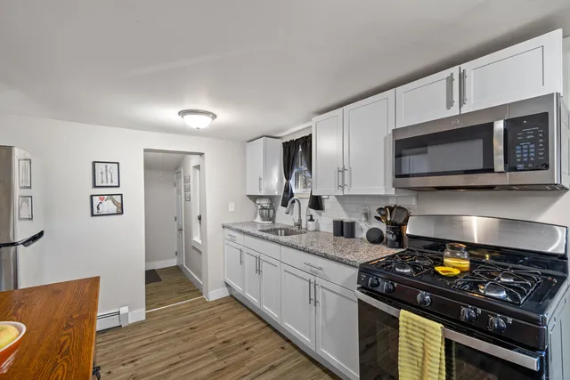 $249,900 | 12 Quarry Street, Norwich, CT 06360