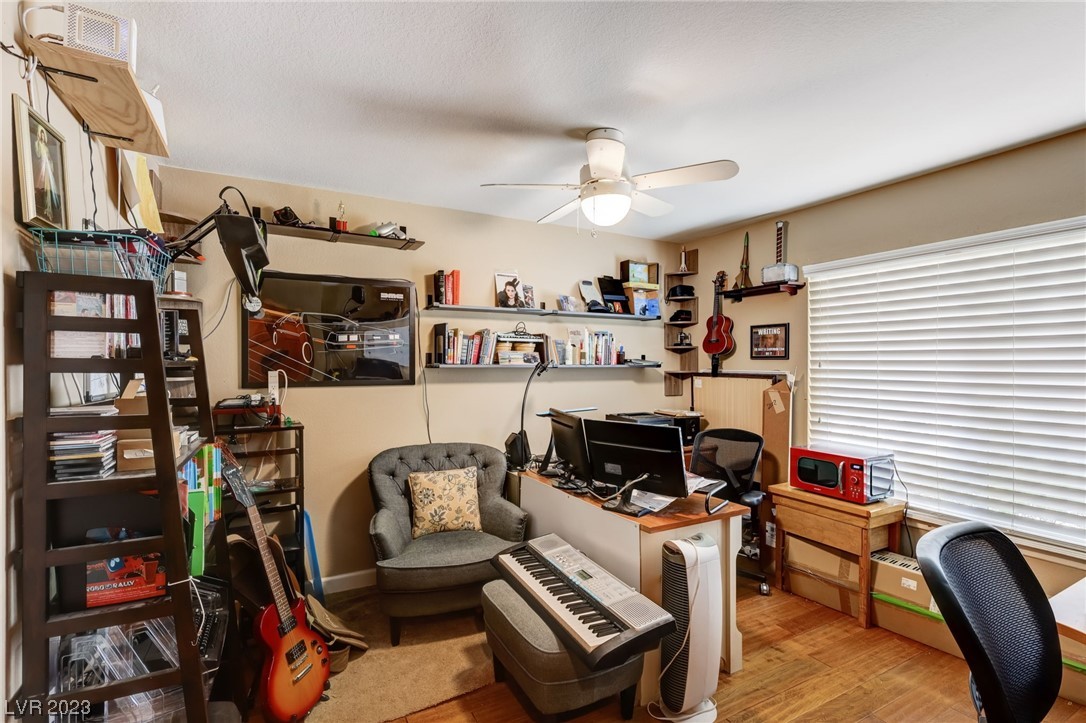 2212 Lucerne Drive Henderson, NV 89014 - Photo 40 of 56